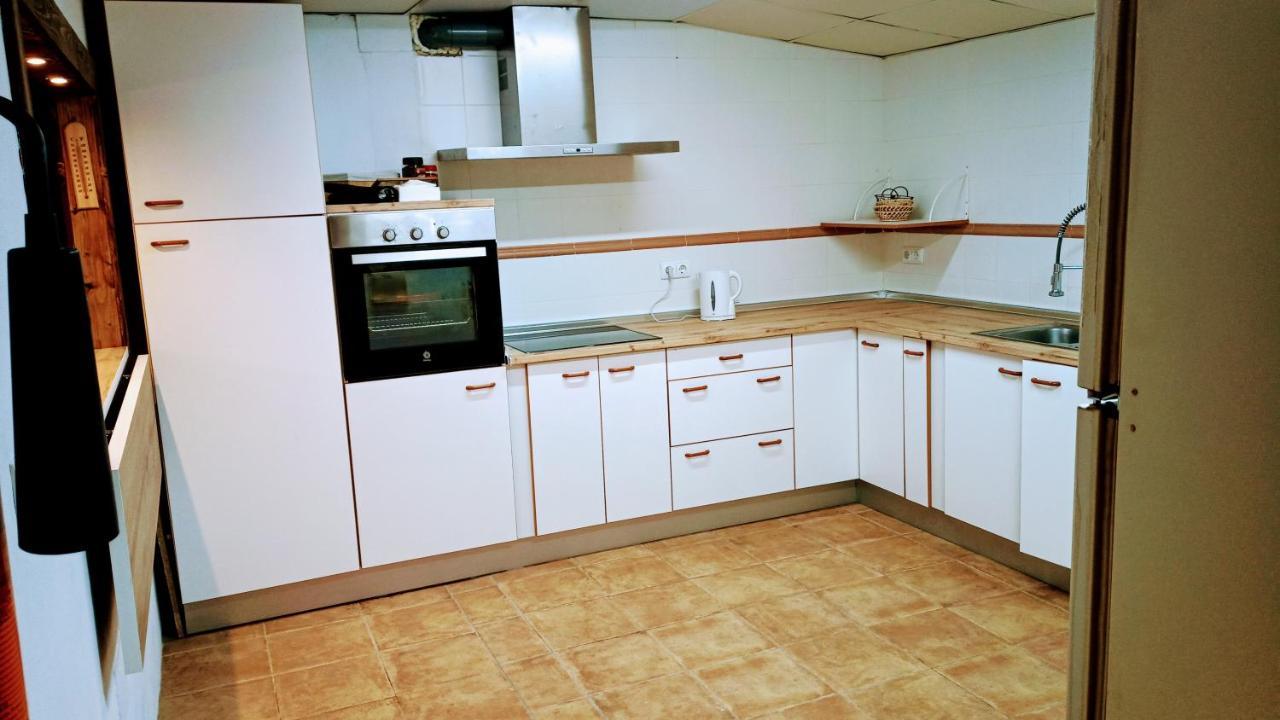 הוסטל La Casona De סאריה מראה חיצוני תמונה