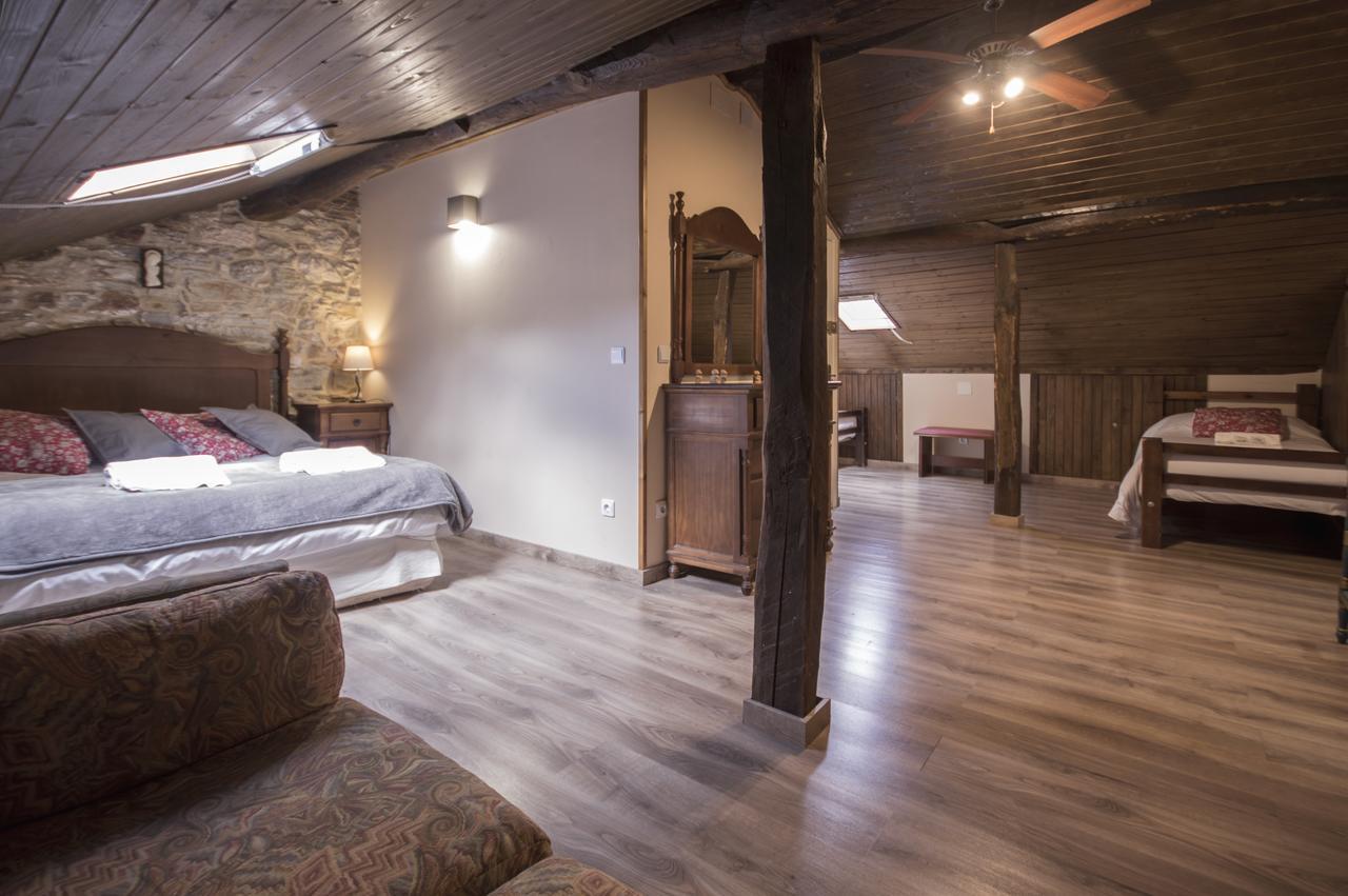 הוסטל La Casona De סאריה מראה חיצוני תמונה